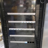 Armoire de distribution électrique triphasée sur mesure, coffret de commande en métal avec compteur numérique et fenêtre
