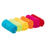 Couverture polaire ultra douce et confortable 220 GSM pour avion, légère, toutes saisons, en polyester, idéale pour les voyages, cadeau personnalisé
