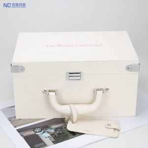 กล่องของขวัญหนังสุดหรูแบบมินิ กล่องเก็บของที่ระลึกงานแต่งงาน สมุดบันทึกความทรงจำเด็ก กล่องไม้เก็บของที่ระลึกสุดหรูสำหรับเด็ก พร้อมหูหิ้ว - Product Image 5