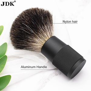 JDK <span class=keywords><strong>Blaireau</strong></span> Silvertip pour hommes avec poils <span class=keywords><strong>de</strong></span> <span class=keywords><strong>blaireau</strong></span> et manche en aluminium avec manche en métal - Product Image 2