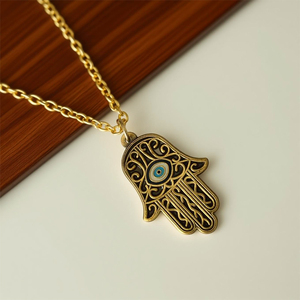 En Stock, colgantes de fresa para cóctel de San Valentín, collares de Metal 2D, elementos románticos divertidos, regalos para parejas, accesorios de moda personalizados - Product Image 2