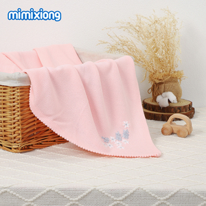 Mimixiong OEKO Tex algodón suave Swaddle tejido bordado flor recién nacido bebé mantas de punto - Product Image 6