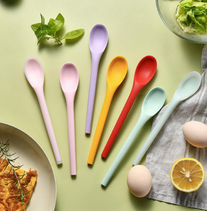 Cuillères de service à soupe de cuisine avec long manche, cuillères de cuisson en silicone pour la cuisine en remuant pour servir la cuisine - Product Image 2