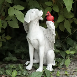 Adorno Conmemorativo de Perro Ángel Blanco, Alas Tridimensionales, Cola Roja, Estatua de Resina Pintada a Mano, Recuerdo de Mascota, Verde para Exteriores - Product Image 1