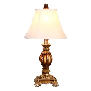 Lampu Meja Dekorasi Rumah, Resin Baru 2019 Gaya Negara Amerika Vintage Lampu Samping Tempat Tidur untuk Kamar Tidur Ruang Tamu