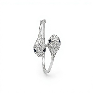 Bracelet double tête de serpent en argent sterling avec micro-incrustation de moissanite yeux bleus pour femme - Product Image 3
