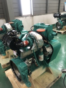 Cumminns <strong>4BTA</strong> 3.9-C-130 130hp Marine diesel <strong>Engine</strong> with Gearbox - Product Image 4