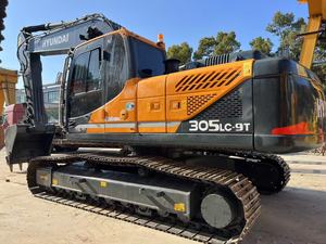 Excavatrice d'occasion Hyundai R305LC-9T, 30 tonnes, sur chenilles, d'origine coréenne, hydraulique, disponible - Product Image 3