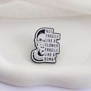 Cita de personaje de <span class=keywords><strong>juez</strong></span> famoso con tema de amor de aleación de zinc-regalo de joyería - Product Image 3