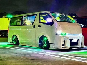 Capó de Motor KITZ-RACING con Guardabarros para Hiace Commuter KDH200 2005-2018, Fibra de Vidrio - Product Image 3