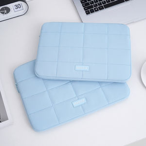 Funda Rectangular de Poliéster Duradero para Notebook con Bolsa Portátil de Gran Capacidad para Viajes, Negocios y Estudiantes - Product Image 1
