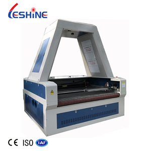 Machine de découpe laser CO2 CNC avec caméra CCD Big Vision et convoyeur pour la sublimation de tissus en rouleau, textiles, vêtements - Product Image 6