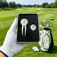 Kit de golf portable : Outil de réparation de divots professionnel Switchblade et marqueur de balle de golf en métal gravé pour golfeur professionnel