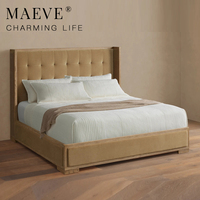Cadre de lit en bois massif de luxe moderne, lit capitonné Darien Box de designer pour ensembles de chambre principale, pièce de mobilier d'hôtel de luxe