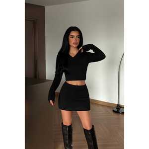 ชุดเดรสไหมพรมสีดำสำหรับผู้หญิง ชุดกระโปรงสวยหรู - Product Image 4