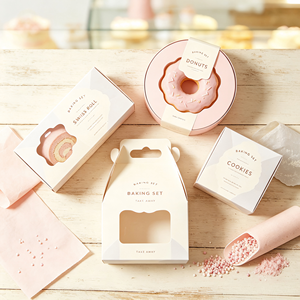 Caja de Panadería Kraft Marrón con Ventana, Caja para Pasteles, Empaque para Donuts, Logotipo Personalizado, Venta al Por Mayor - Product Image 1