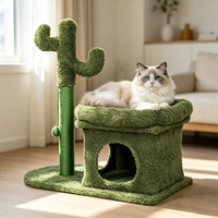 Arbre à chat moderne de luxe en forme de cactus avec poteau à gratter en bois et sisal, écologique et durable pour usage intérieur