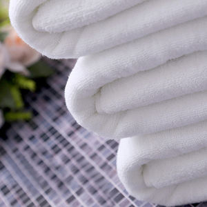 Fournitures de <span class=keywords><strong>spa</strong></span> d'hôtel Serviette de bain personnalisée Vente en gros de serviette de bain d'hôtel de marque privée en coton égyptien - Product Image 2