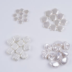 Manik-manik cangkang longgar bentuk bunga/persegi/gigi untuk pembuatan perhiasan 10 buah/tas - Product Image 1