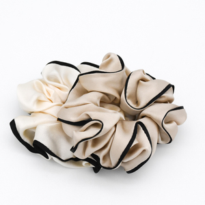 <span class=keywords><strong>De</strong></span> moda <span class=keywords><strong>de</strong></span> las mujeres <span class=keywords><strong>de</strong></span> seda satén Scrunchies <span class=keywords><strong>Pelo</strong></span> elástico para el <span class=keywords><strong>pelo</strong></span> lazos <span class=keywords><strong>de</strong></span> <span class=keywords><strong>pelo</strong></span> <span class=keywords><strong>de</strong></span> cola <span class=keywords><strong>de</strong></span> caballo titular - Product Image 4