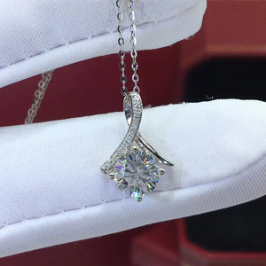 Collana con Ciondolo a Forma Umana per Donne, Catena alla Moda per Clavicola, Regalo di San Valentino, Gioielli - Product Image 2