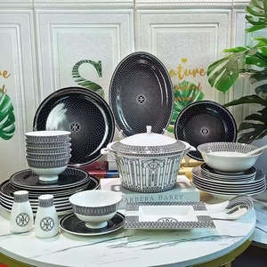 ชุดอาหารค่ำเซรามิกหรูหรา Bone China ขายส่ง ชุดอาหารค่ำพอร์ซเลนหรูหราสีเงิน ชุดอาหารค่ำดีไซน์เนอร์สำหรับ 12 ท่าน - Product Image 1