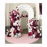 Décoration de scène pour événements et fêtes, toiles de fond de fleurs rouges et blanches, fournitures, fleurs d'arche de mariage pour la décoration de la fête prénuptiale