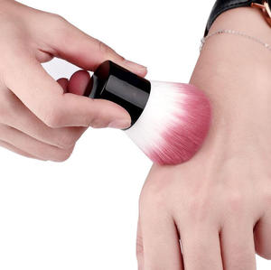 <span class=keywords><strong>Pas</strong></span> <span class=keywords><strong>cher</strong></span> Grand <span class=keywords><strong>Pinceau</strong></span> De Maquillage En Poudre Visage <span class=keywords><strong>Kabuki</strong></span> Cosmétique Outil Beauté Du Visage Brosse De Nettoyage Des Ongles Unique Grand <span class=keywords><strong>Pinceau</strong></span> Fard À Joues De Maquillage - Product Image 3