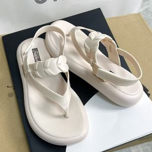 Chaussures d'extérieur chaudes et moelleuses pour femmes et hommes toutes saisons, avec semelle intermédiaire antidérapante en caoutchouc, boucle et bout rond, couleurs mélangées - Product Image 2