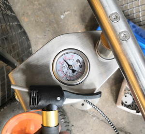 <span class=keywords><strong>Pompe</strong></span> à air pour vélo avec manomètre Gonfleur de pneus en acier inoxydable <span class=keywords><strong>Pompe</strong></span> à vélo de sol en métal - Product Image 4