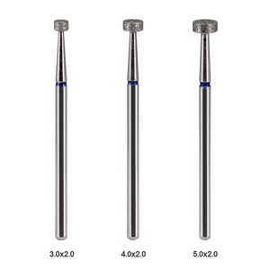 Set di Punte per Trapano per Unghie in Acciaio Argento a Doppio Cono Invertito per Manicure e Pedicure Professionale Stabile e Durevole - Product Image 1