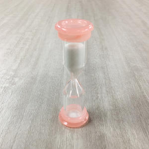 すべてのプラスチック製砂時計ガラス管なし子供用おもちゃアクセサリー用30秒ミニプラスチックサンドタイマー1分ピンクの砂時計 - Product Image 1
