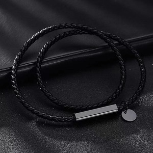 Pulsera Personalizada para Parejas con Grabado, Cuerda Trenzada de Acero Inoxidable, Grabado Personalizado, Regalo para Parejas - Product Image 4