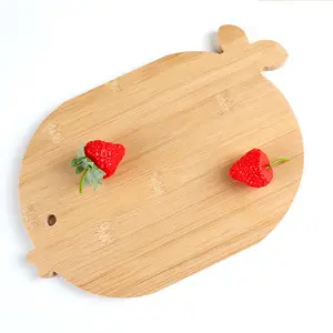 High Quality Animal Shaped Wooden Cutting Board Durable Bamboo Chopping Block Fish Pig Apple Shape Serving Tray