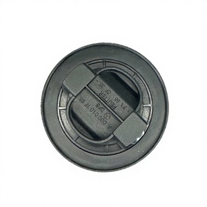 Pièce de rechange pour moteur Mercedes Benz de taille moyenne, bouchon d'huile noir PA66 GF30 A0000101685 - Product Image 2