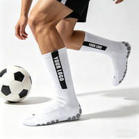 Chaussettes de football personnalisées antidérapantes en coton tricoté respirant, confortables pour le sport et la gym, pour adultes et jeunes