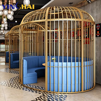Paravent de séparation en acier inoxydable doré découpé au laser, de style moderne et luxueux, en forme de grande cage à oiseaux, pour projets de restaurants et jardins extérieurs (OEM)