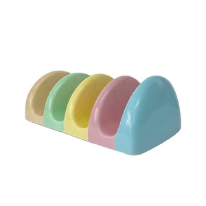 Moderno y Exclusivo Porta Tacos de Porcelana Roja Ecológica y Duradera con Logotipo Personalizado para Uso en el Hogar o Restaurantes, Diseño Mexicano Festivo - Product Image 5
