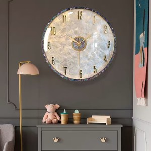 Horloge <span class=keywords><strong>murale</strong></span> coquille de luxe légère 2025 horloge <span class=keywords><strong>murale</strong></span> créative sens haut de gamme suspendue au <span class=keywords><strong>salon</strong></span> atmosphère haut de gamme 36cm - Product Image 2