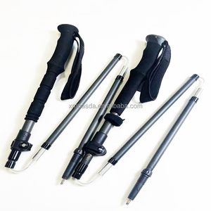 <span class=keywords><strong>Bâton</strong></span> <span class=keywords><strong>nordique</strong></span> personnalisé 5 sections 3k bâtons de trekking pliables en fibre de carbone <span class=keywords><strong>bâton</strong></span> de <span class=keywords><strong>marche</strong></span> ultraléger pointe en caoutchouc pour la randonnée et la <span class=keywords><strong>marche</strong></span> - Product Image 4