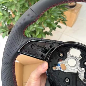 Volante Deportivo de Cuero para Audi A1 A3 8P A4 B9 A5 <span class=keywords><strong>A6</strong></span> C8 A7 C7 Q5 S5 S9 Q3 Q5 Q7 B9 RS3 RS5 - Product Image 4