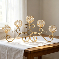 Candélabre en métal doré à 5 bras de style européen, porte-bougie personnalisé pour mariage, décoration intérieure de bureau, vente en gros directe d'usine
