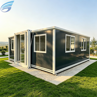 Maison conteneur préfabriquée extensible tout-en-un avec aménagement intérieur pour la vie en extérieur et l'utilisation comme entrepôt