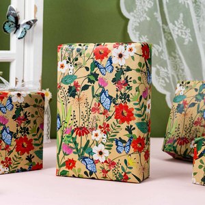 Rollo de Papel de Regalo Kraft con Diseño de Mariposas, Ecológico, con Doble Revestimiento para Envolver Regalos y Manualidades - Product Image 1