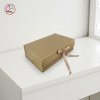 Emballage personnalisé pour vêtements avec boîte à ruban