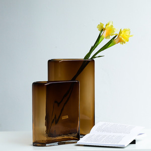 แจกันแก้วทรงถังแบนขนาดใหญ่ไม่เหมือนใครดีไซน์เรียบง่ายสไตล์นอร์ดิกสีน้ำตาลอ่อนสำหรับตกแต่งเดสก์ท็อปแจกันคริสตัล - Product Image 3