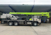 Nouvelle grue de chantier chinoise ZTC250A562 de 25 tonnes avec flèche hydraulique mobile en U à 5 sections de 41 m pour la construction