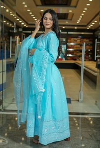 ชุด anarkali kurti ผ้าฝ้ายแท้ปักลายสีเทอร์ควอยซ์และสีฟ้าเทอร์ควอยซ์ที่สวยงามดีไซน์ไม่เหมือนใครขายส่ง - Product Image 3