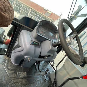 Livraison gratuite Tracteurs agricoles à chenilles 180 CV Puissance élevée Moteur diesel hydraulique Boîte <span class=keywords><strong>de</strong></span> vitesses Tracteurs agricoles à roues - Product Image 6