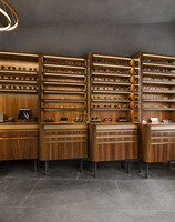 Meubles de magasin d'optique personnalisés, design d'intérieur de magasin de lunettes, étagère d'exposition en bois pour lunettes, présentoir de lunettes, vitrine